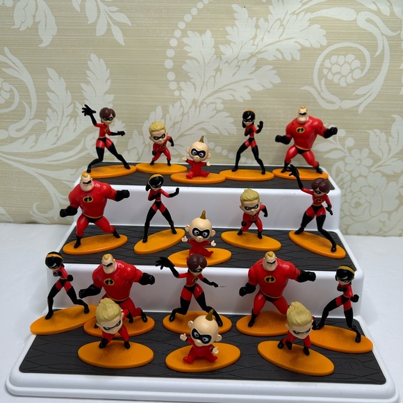 Disney Pixar Micro Collection The Incredibles - Picture 1 of 5